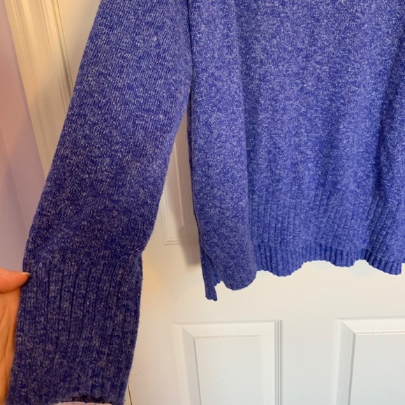 💙 3/30 Periwinkle Knit Sweater - Picture 2 of 3